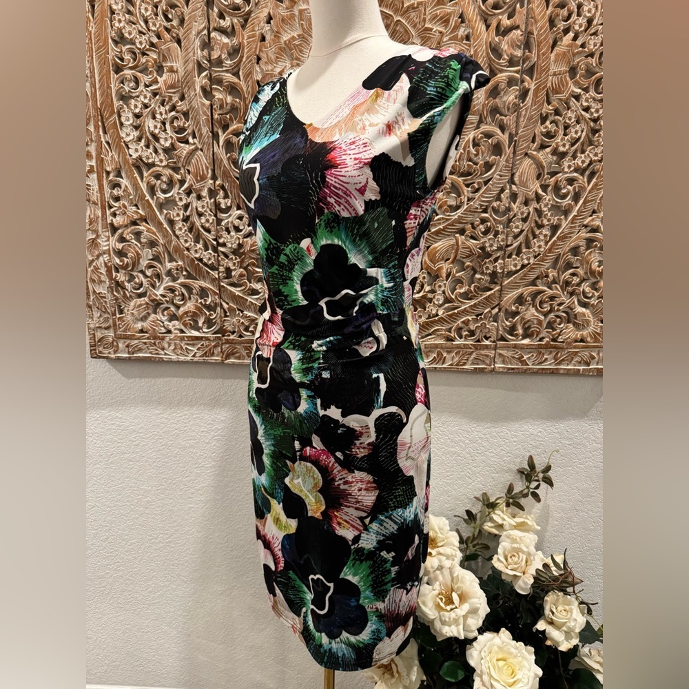 Teaberry Bold Abstract Floral Sheath Bodycon Dress, Classy Business Casual - Picture 5 of 15